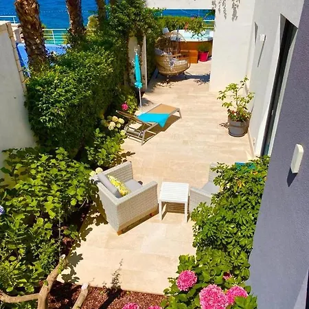 Villa Luxury Seafront Supreme With Private Pool, Jacuzzi, Sauna And Gym At The Beach In - Brac Sutivan