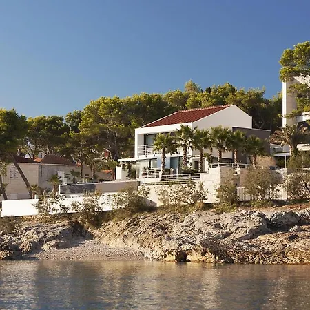 Luxury Seafront Supreme With Private Pool, Jacuzzi, Sauna And Gym At The Beach In - Brac 빌라 *